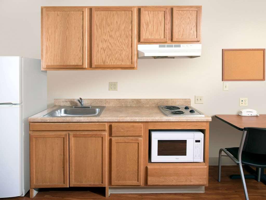 Extended Stay America Select Suites - Wichita - South Bilik gambar